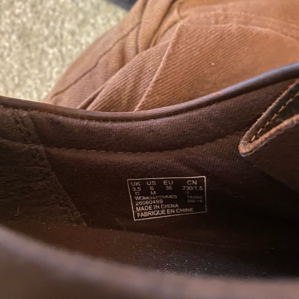Clarks Brown Leather Casual Driving Loafers - Picture 10 of 11